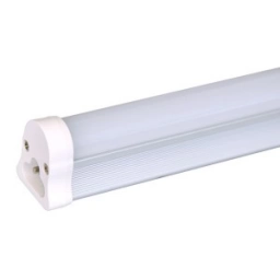 Tubo LED 8W  60cm con artefacto - Luz Fr�a